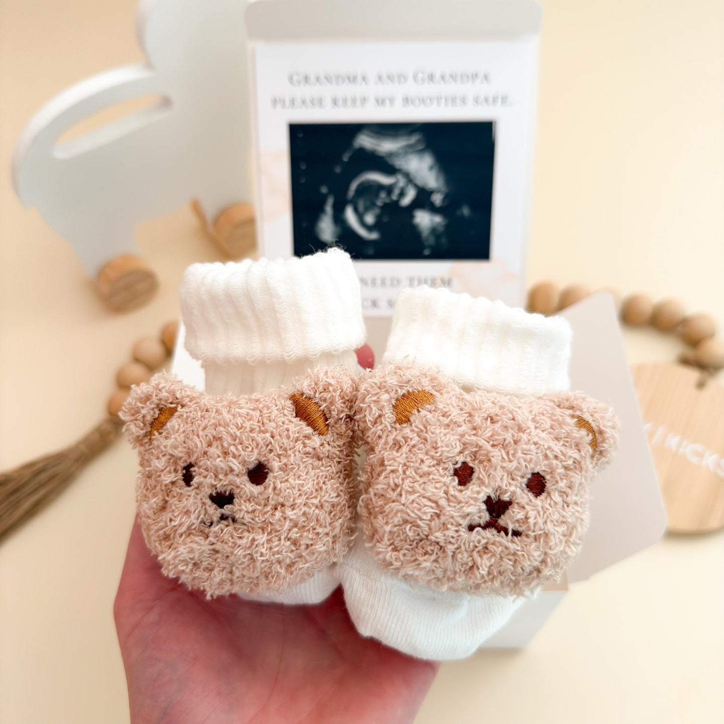 Grandparents Pregnancy Announcement Box -Personalised gift for Aunt, Uncle - Sonogram Surprise for Grandma & Grandpa - Keep my booties safe