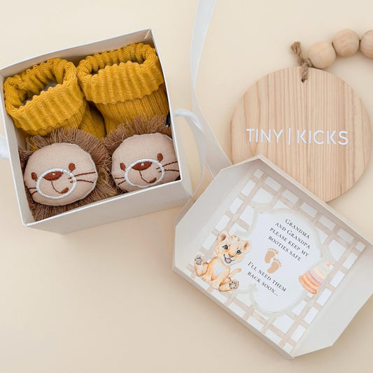 Grandparents Pregnancy Announcement Box:  Booties Gift Set Pregnancy Announcement Gift for Grandparents – Baby Reveal Box with Socks