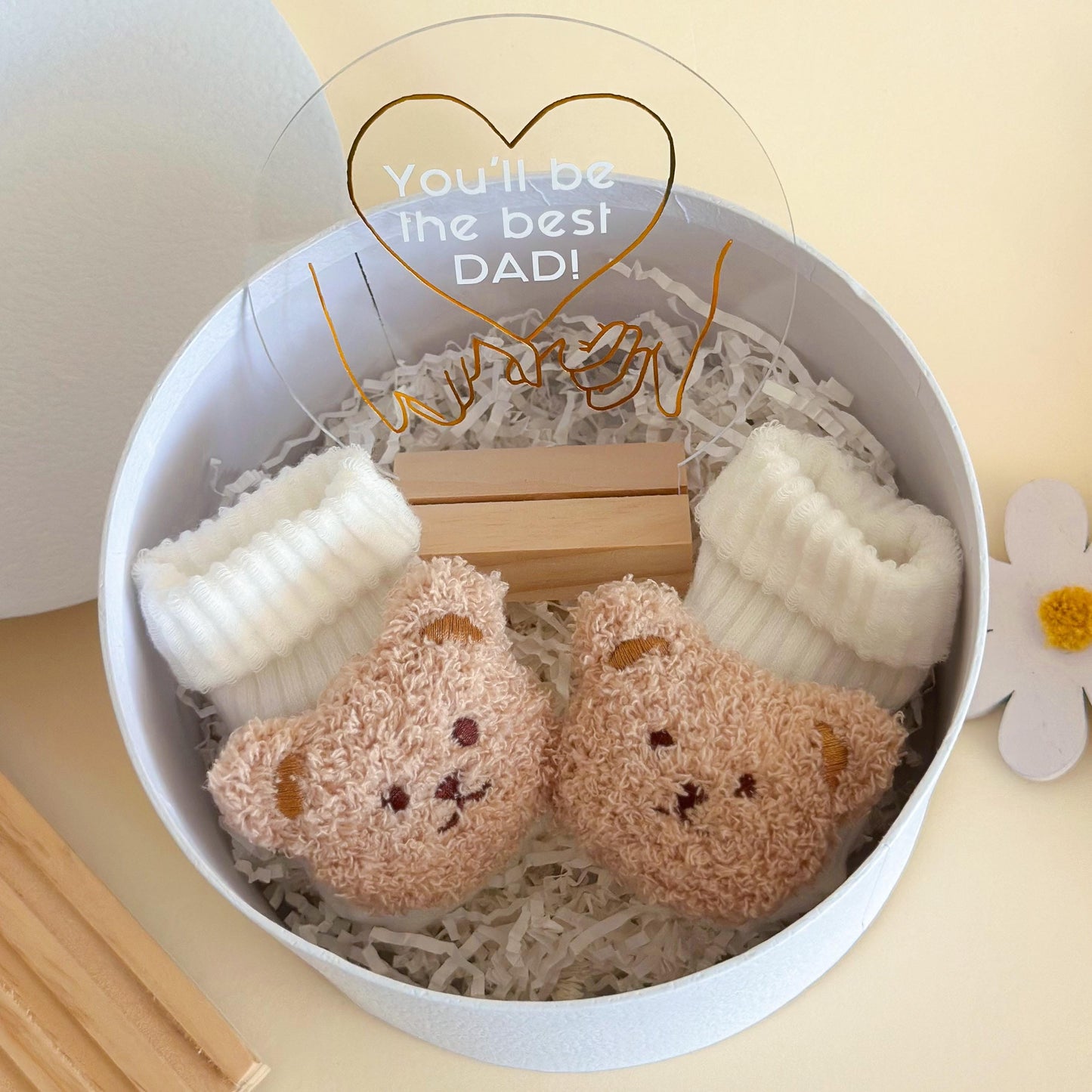 Pregnancy Announcement Gift Box for Dad: Bear Socks & Acrylic Stand