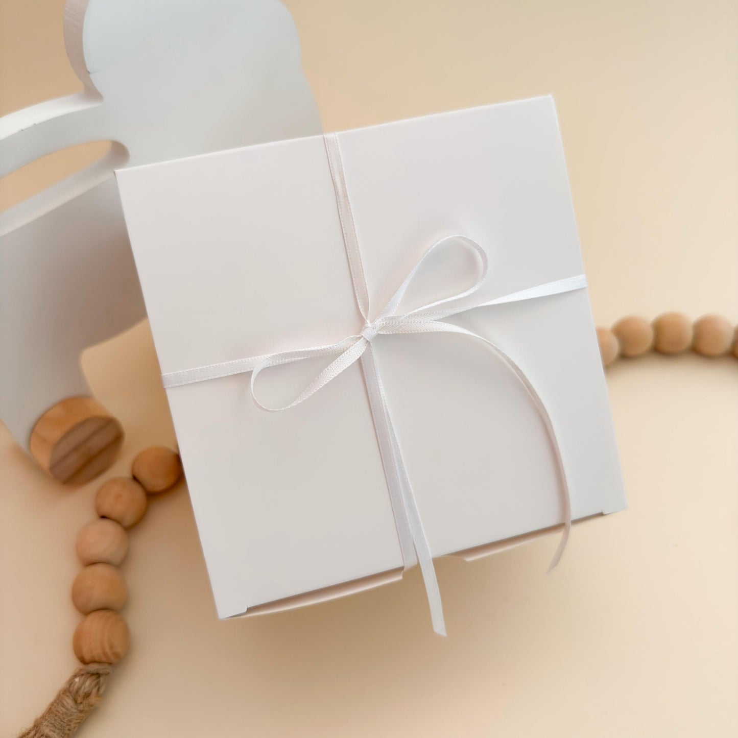 Grandparents Pregnancy Announcement Box -Personalised gift for Aunt, Uncle - Sonogram Surprise for Grandma & Grandpa - Keep my booties safe