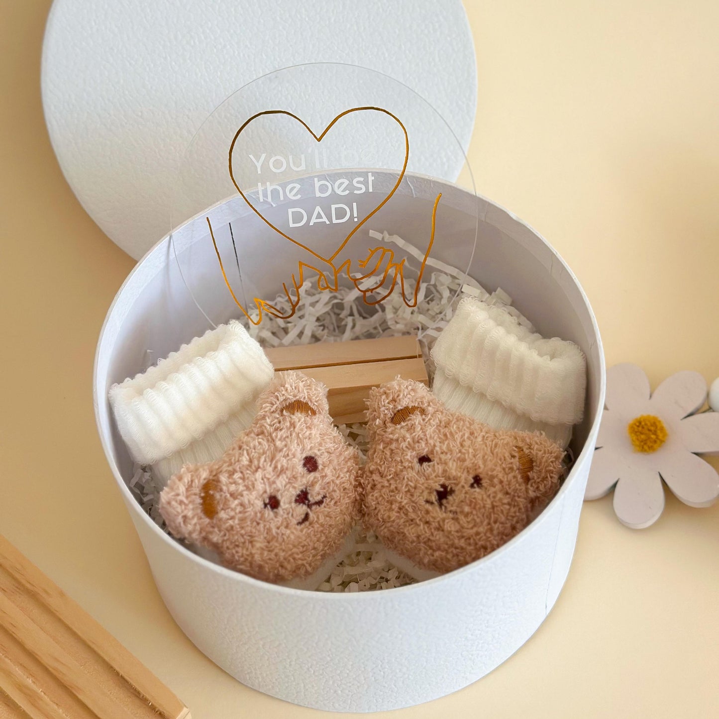 Pregnancy Announcement Gift Box for Dad: Bear Socks & Acrylic Stand