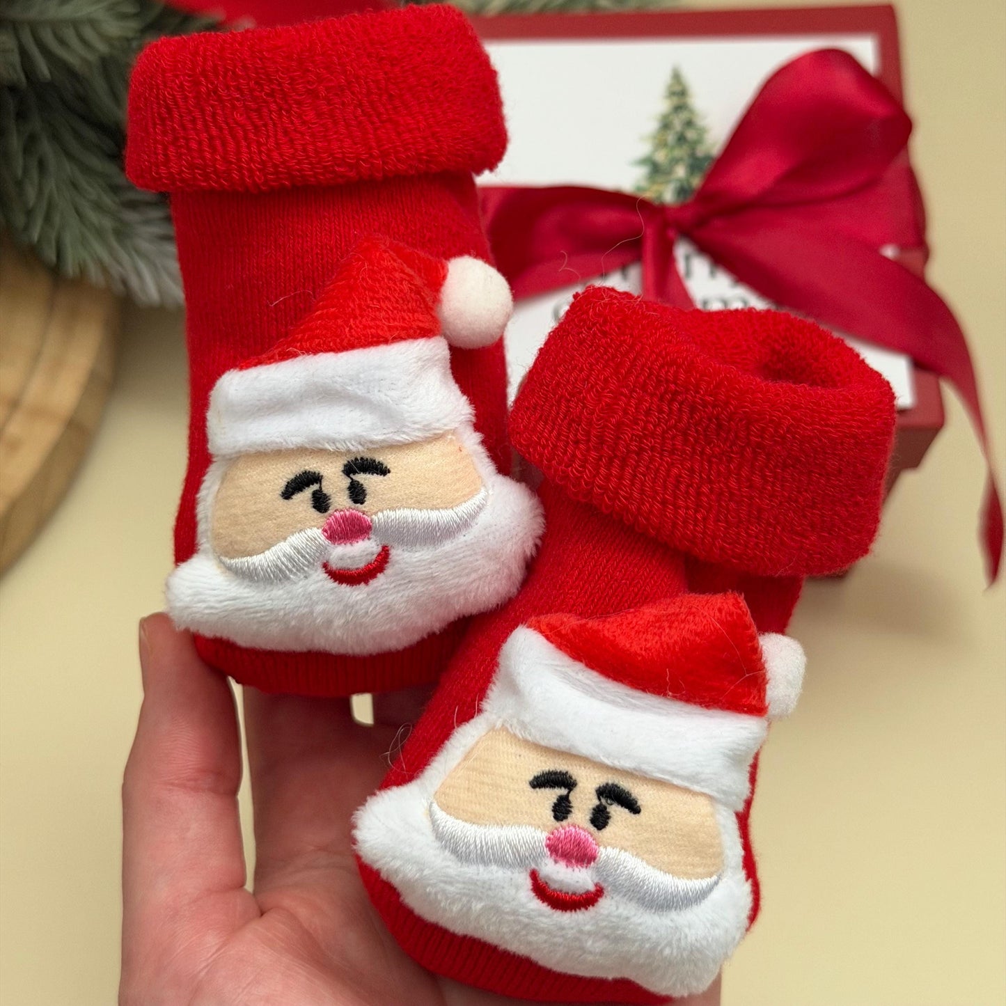 Christmas Grandparents Pregnancy Announcement Box -Santa baby - gift for Aunt, Uncle - Surprise for Grandma & Grandpa - Keep my booties safe