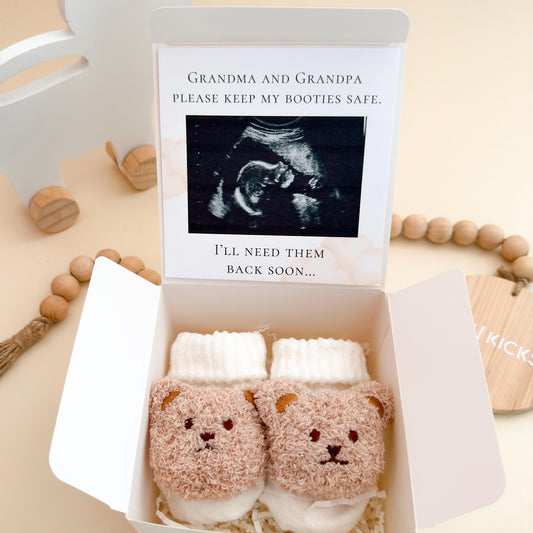 Grandparents Pregnancy Announcement Box -Personalised gift for Aunt, Uncle - Sonogram Surprise for Grandma & Grandpa - Keep my booties safe
