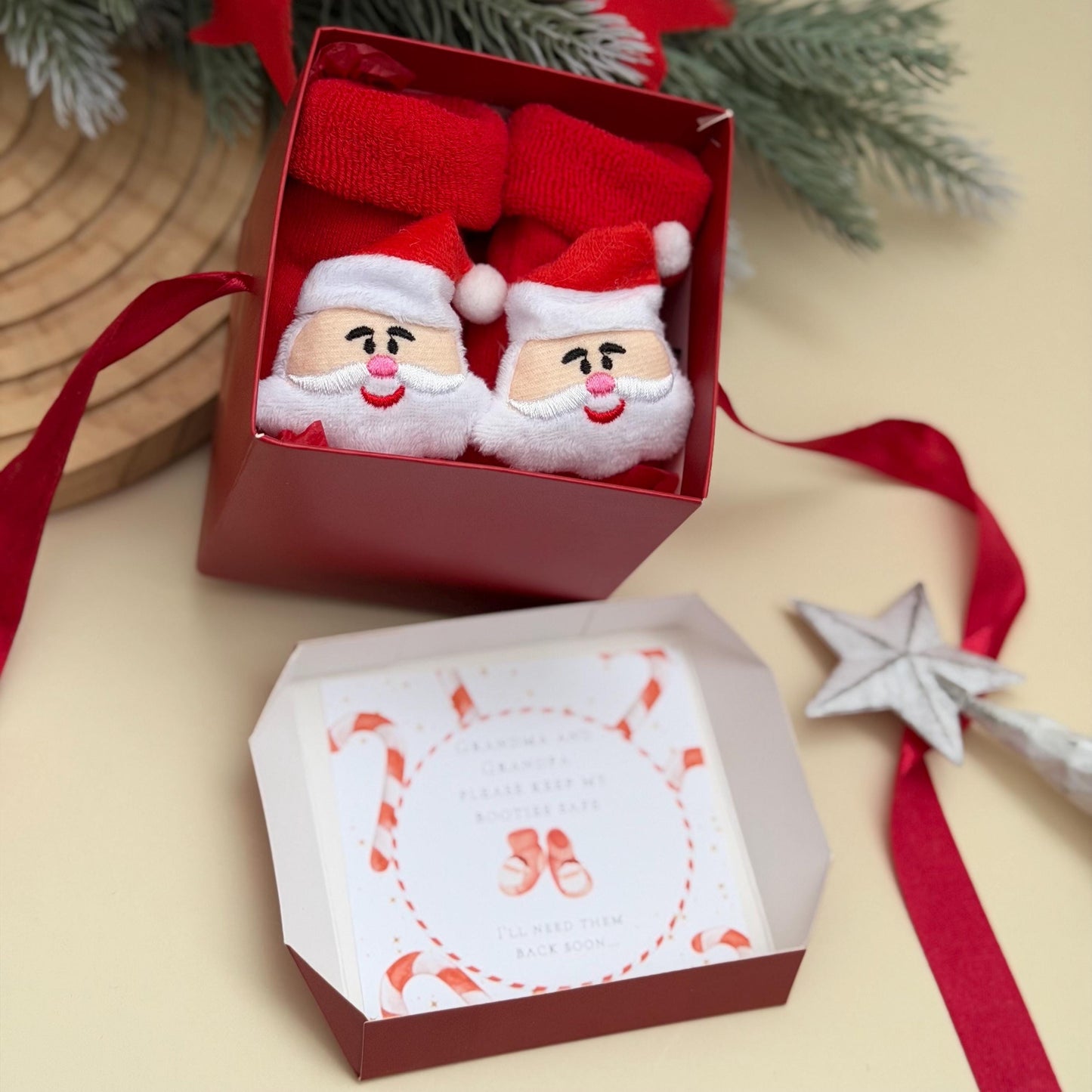 Christmas Grandparents Pregnancy Announcement Box -Santa baby - gift for Aunt, Uncle - Surprise for Grandma & Grandpa - Keep my booties safe