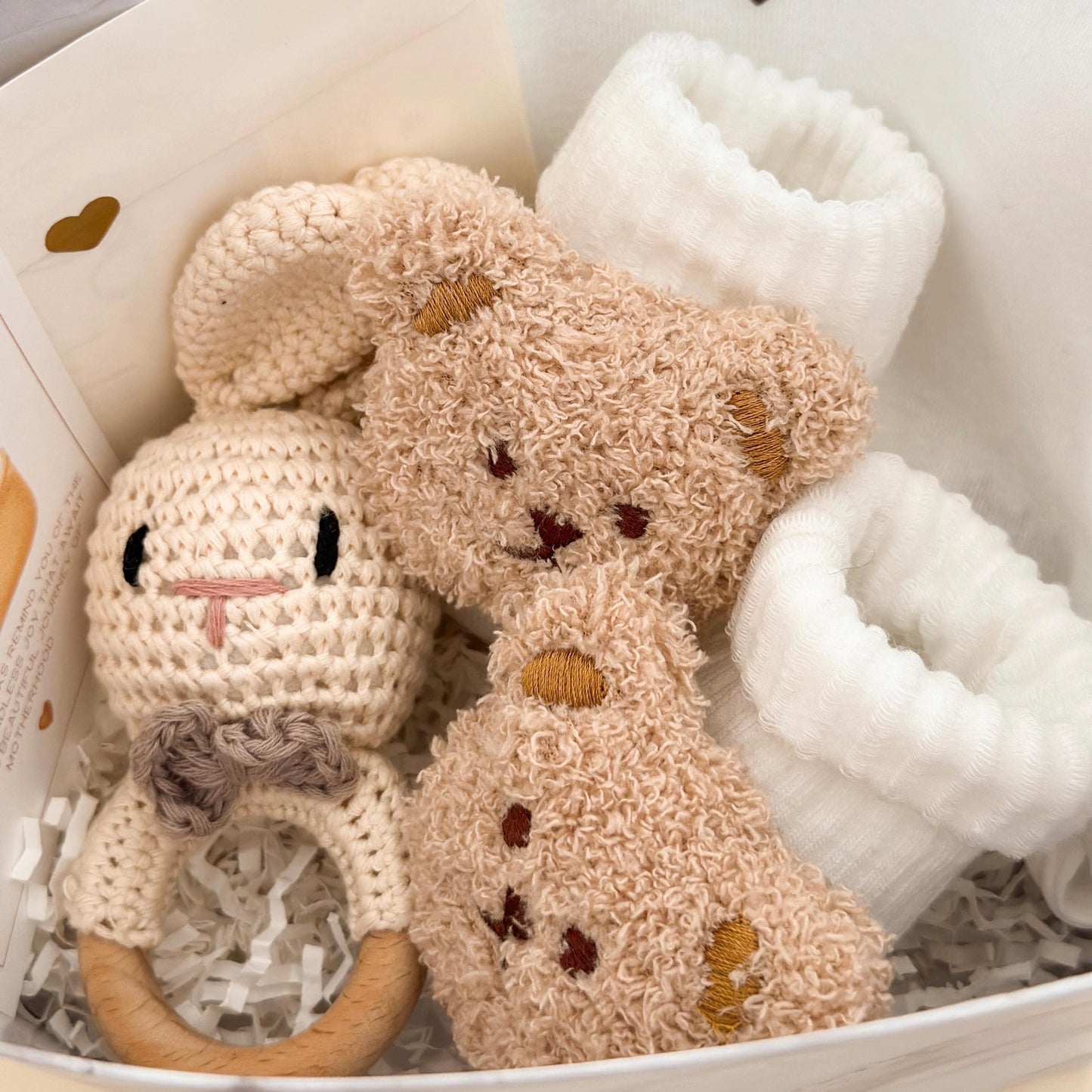 Baby Shower Gift for Mom-to-Be, Pregnancy Set, Baby party basket, future Mom surprise