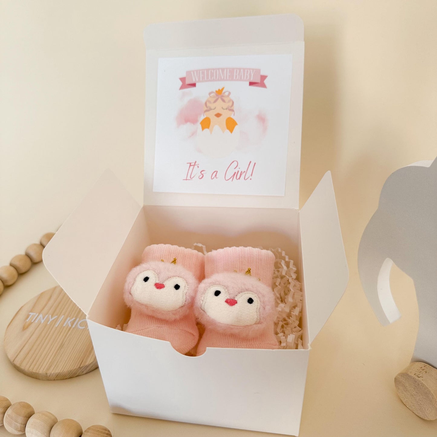 Gender Reveal Gift Box – Baby Socks with “It’s a Boy” or “It’s a Girl”