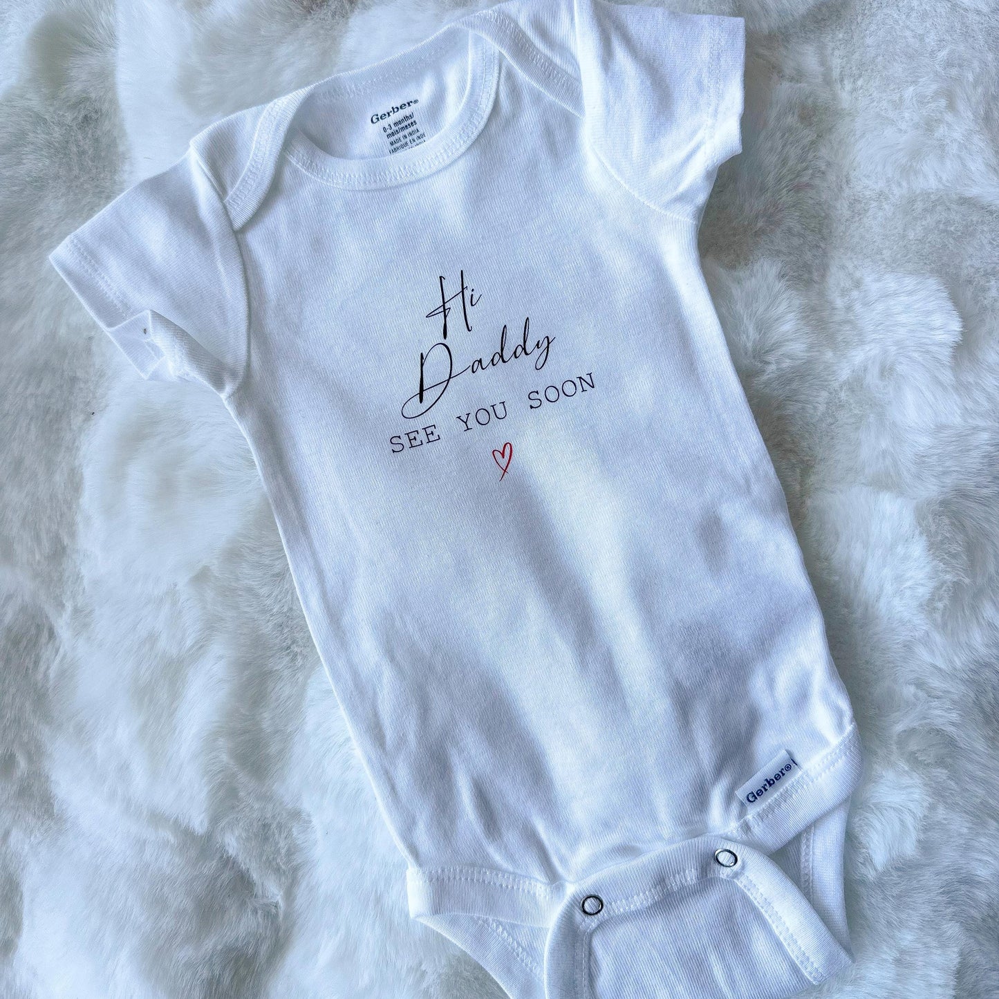 Pregnancy Announcement Gift Box: "Hi Daddy" Bodysuit, Family Reveal