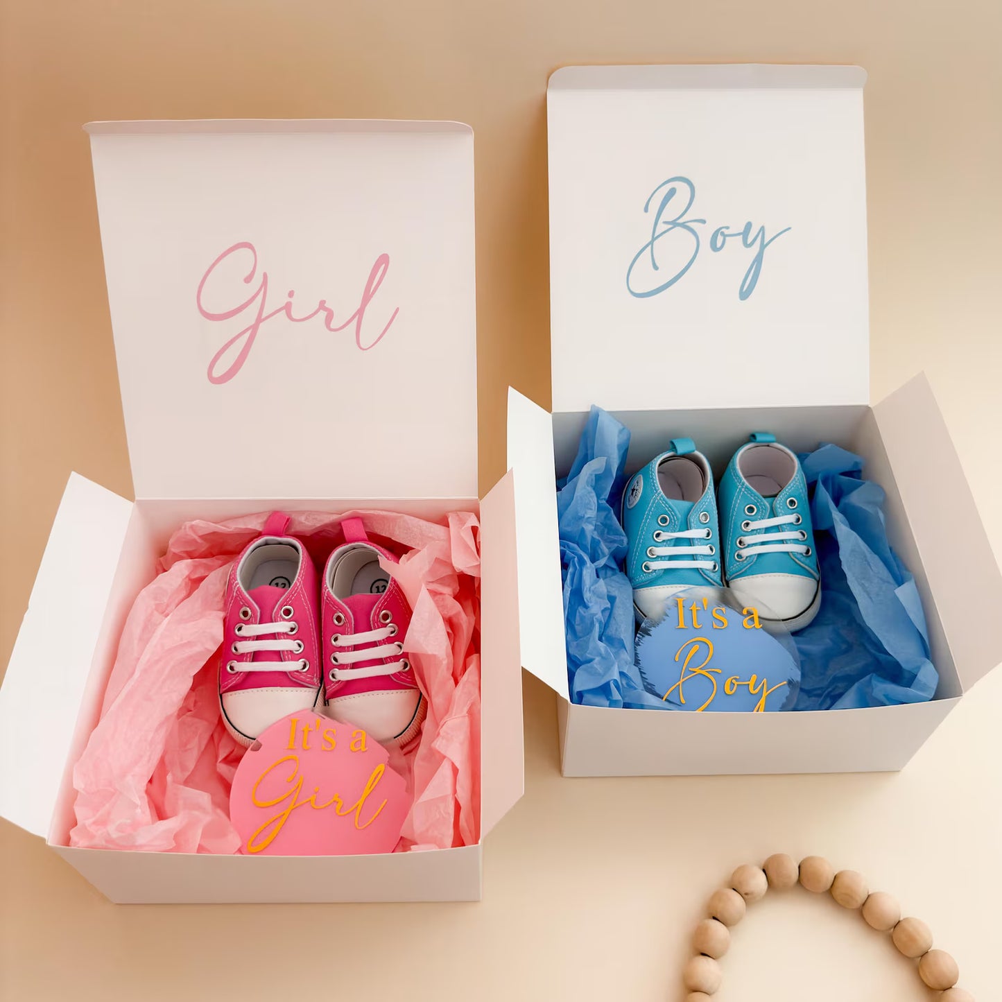 Baby Gender Reveal Gift – “It’s a Boy / It’s a Girl” Announcement Set